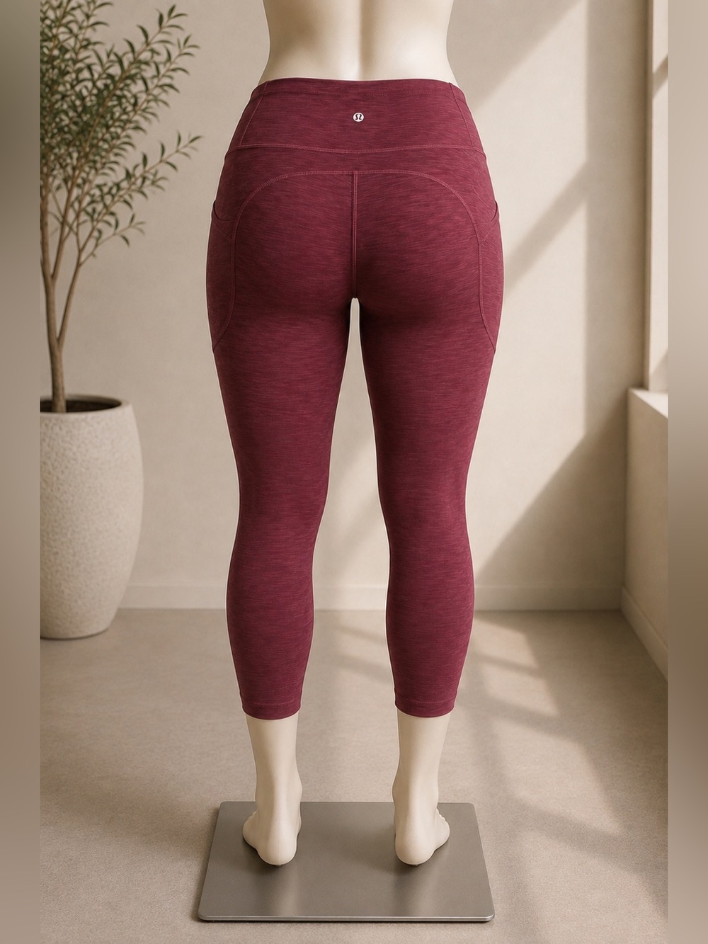 Lululemon Wonder Train High Rise Crop 24” Leggings Pockets Size 18